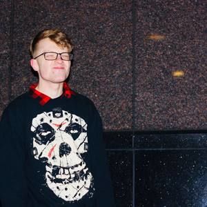 Meet your Posher, Charles